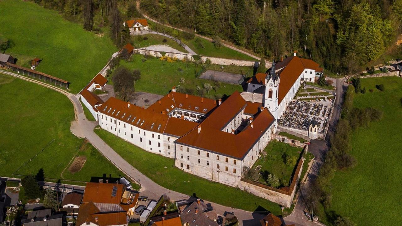 Samostan Mekinje Kamnik Zewnętrze zdjęcie